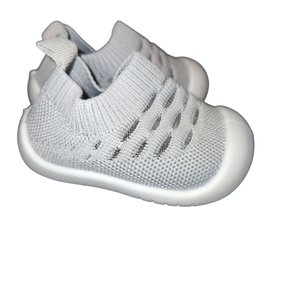 SHEIN Kids Light Gray Slip-On Sneakers
